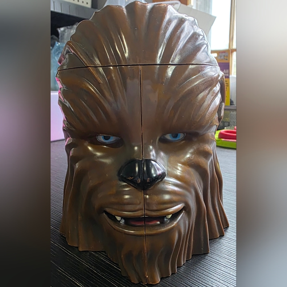 Brown Wookiee Head Container
